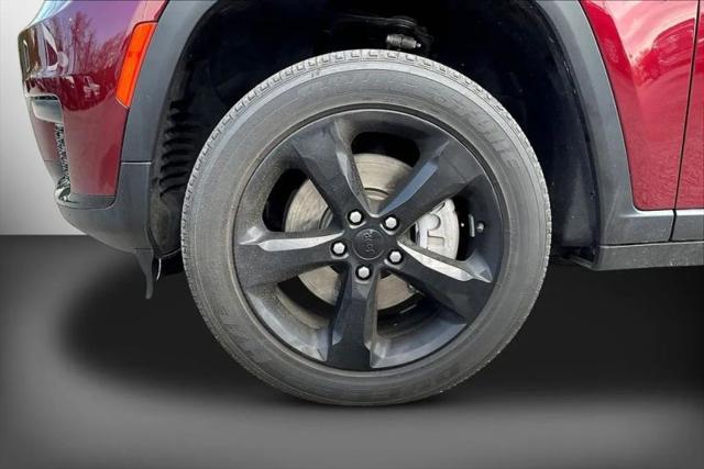 2023 Jeep Grand Cherokee L Altitude 4x4