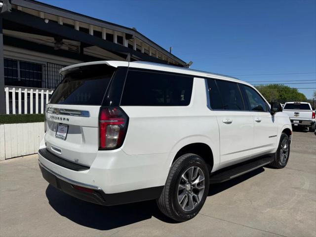 2022 Chevrolet Suburban 2WD LT