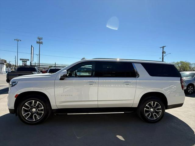 2022 Chevrolet Suburban 2WD LT