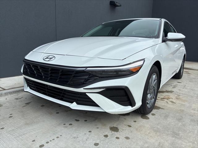 2026 Hyundai Elantra Hybrid Blue for sale in Norman, OK