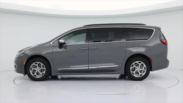 2023 Chrysler Pacifica Limited AWD