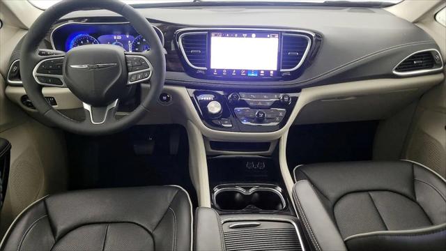2023 Chrysler Pacifica Limited AWD