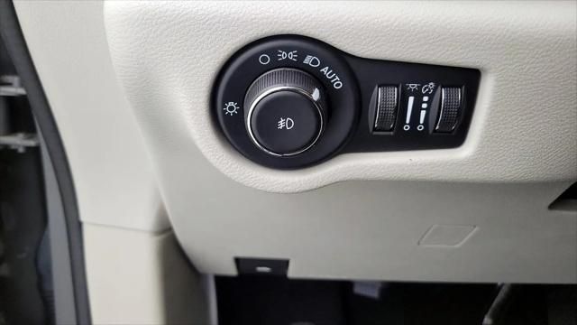 2023 Chrysler Pacifica Limited AWD