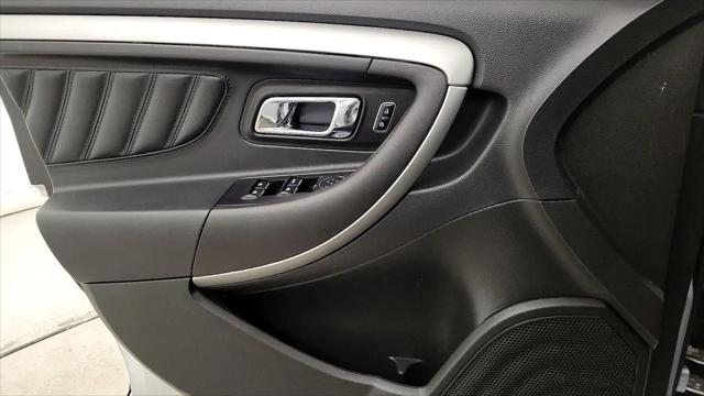 2016 Ford Taurus SEL