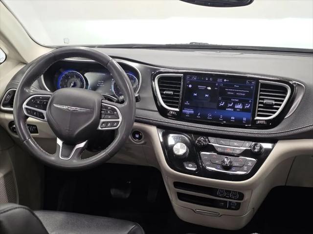 2022 Chrysler Pacifica Touring L AWD