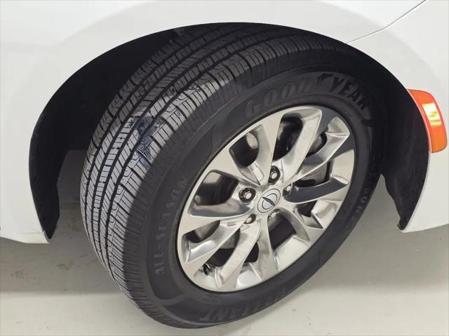 2022 Chrysler Pacifica Touring L AWD