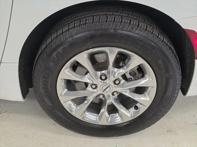 2022 Chrysler Pacifica Touring L AWD