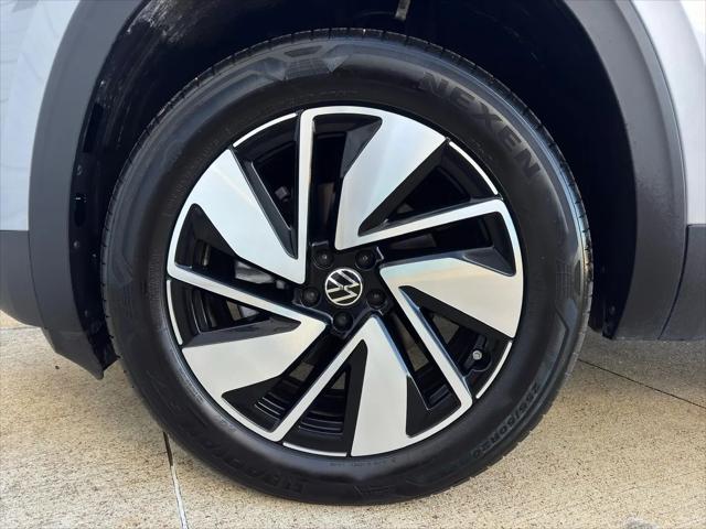 2025 Volkswagen Atlas 2.0T SEL