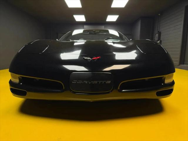 2001 Chevrolet Corvette Base