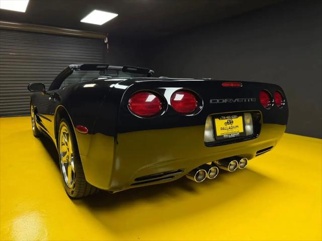 2001 Chevrolet Corvette Base