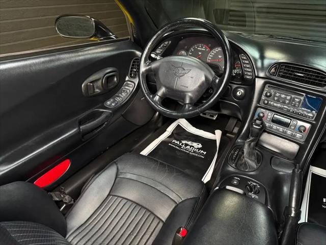 2001 Chevrolet Corvette Base