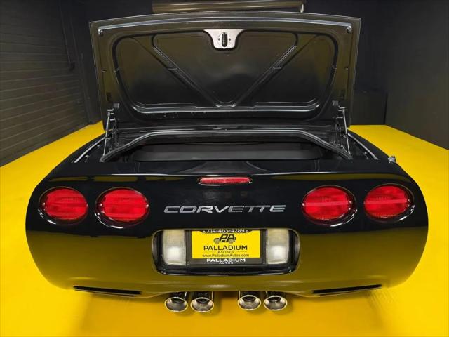 2001 Chevrolet Corvette Base