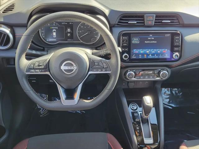 2025 Nissan Versa 1.6 SR