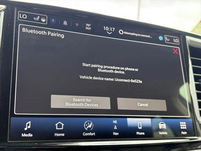 2024 Chrysler Pacifica Hybrid Select