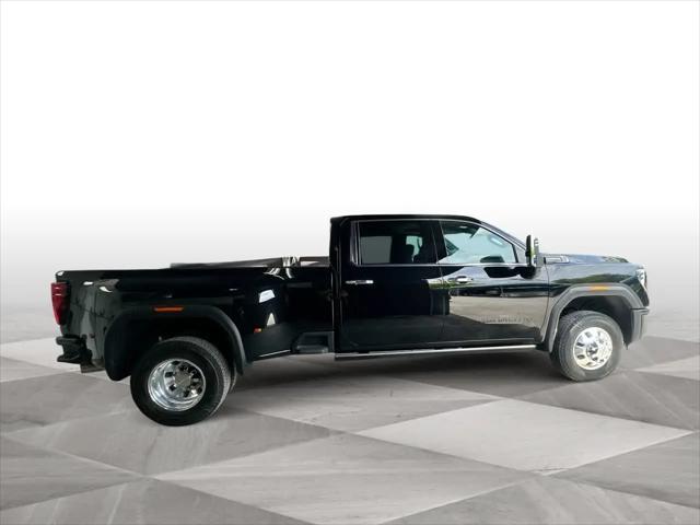 2026 GMC Sierra 3500HD Crew Cab, Long Bed, Denali Ultimate Dual Rear Wheel, 4WD