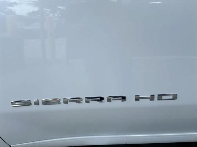 2026 GMC Sierra 2500HD Crew Cab, Standard Bed, SLT, 4WD