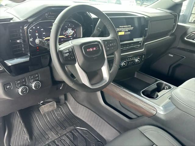 2026 GMC Sierra 2500HD Crew Cab, Standard Bed, SLT, 4WD