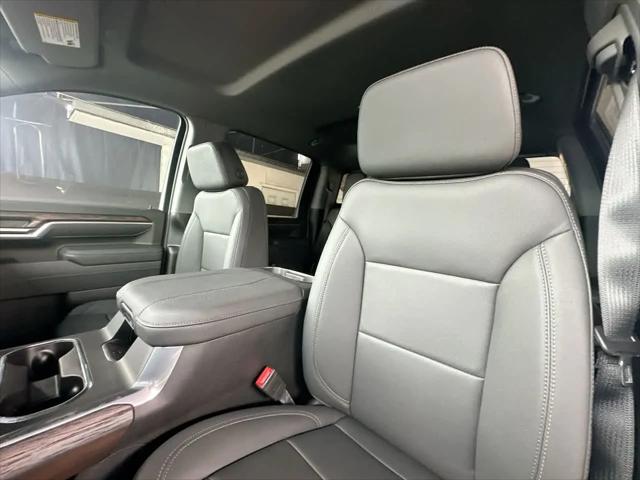 2026 GMC Sierra 2500HD Crew Cab, Standard Bed, SLT, 4WD