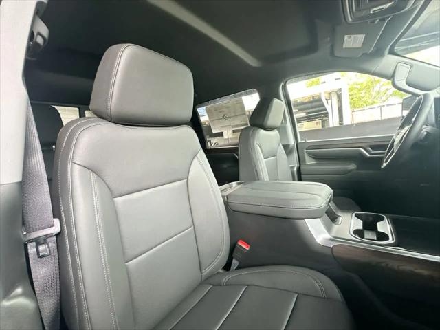 2026 GMC Sierra 2500HD Crew Cab, Standard Bed, SLT, 4WD