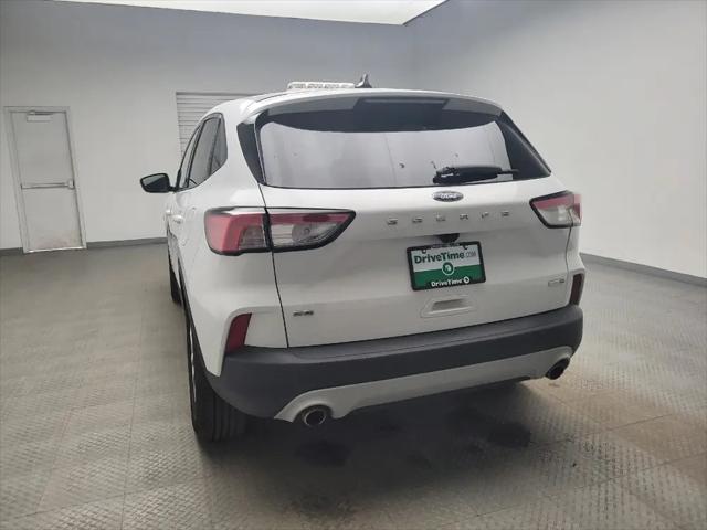 2020 Ford Escape SE