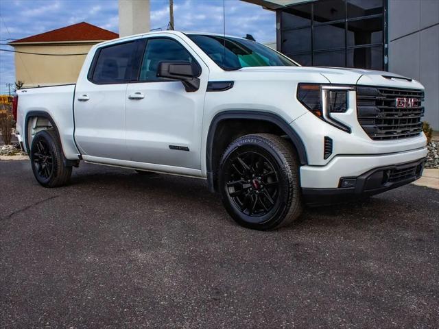 2024 GMC Sierra 1500 4WD Crew Cab Short Box Elevation with 3VL