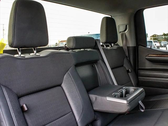 2024 GMC Sierra 1500 4WD Crew Cab Short Box Elevation with 3VL