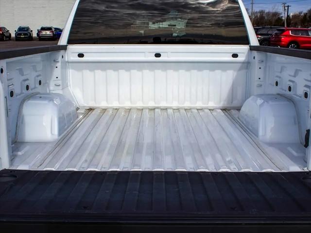 2024 GMC Sierra 1500 4WD Crew Cab Short Box Elevation with 3VL