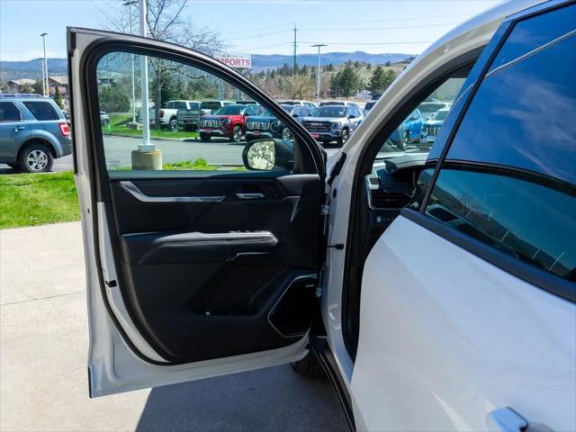 2026 GMC Acadia Elevation AWD