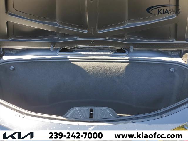 2025 Chevrolet Stingray 2LT RWD