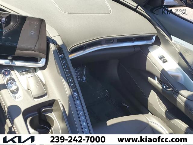 2025 Chevrolet Stingray 2LT RWD