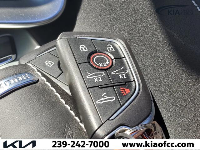 2025 Chevrolet Stingray 2LT RWD