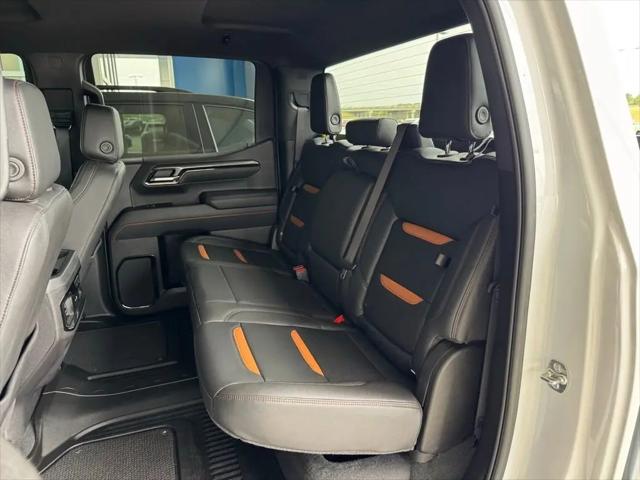 2025 GMC Sierra 1500 4WD Crew Cab Short Box AT4