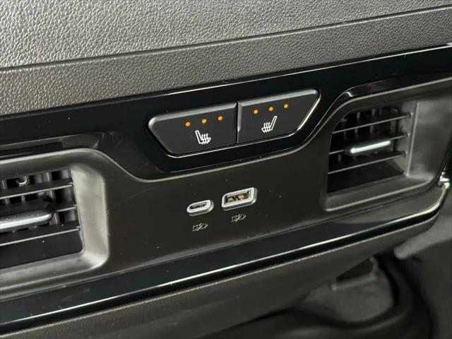 2025 GMC Sierra 1500 4WD Crew Cab Short Box AT4