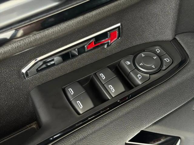 2025 GMC Sierra 1500 4WD Crew Cab Short Box AT4