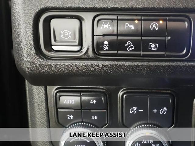 2023 GMC Yukon XL AT4
