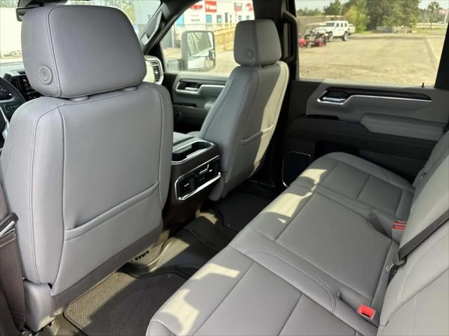 2026 GMC Sierra 2500HD Crew Cab, Standard Bed, SLT, 4WD