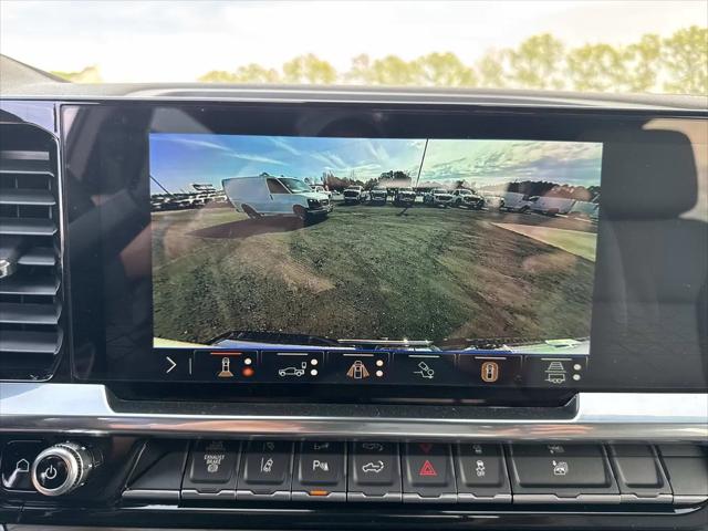 2026 GMC Sierra 2500HD Crew Cab, Standard Bed, SLT, 4WD
