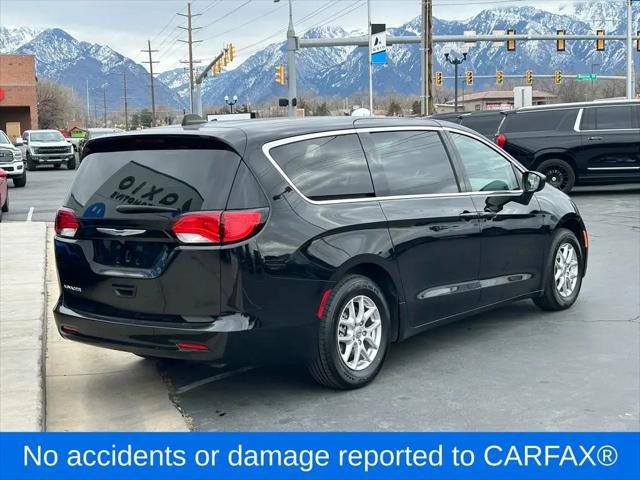 2024 Chrysler Voyager LX