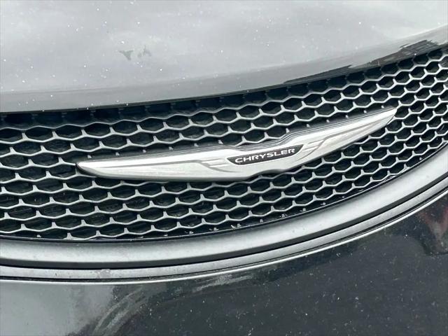 2024 Chrysler Voyager LX