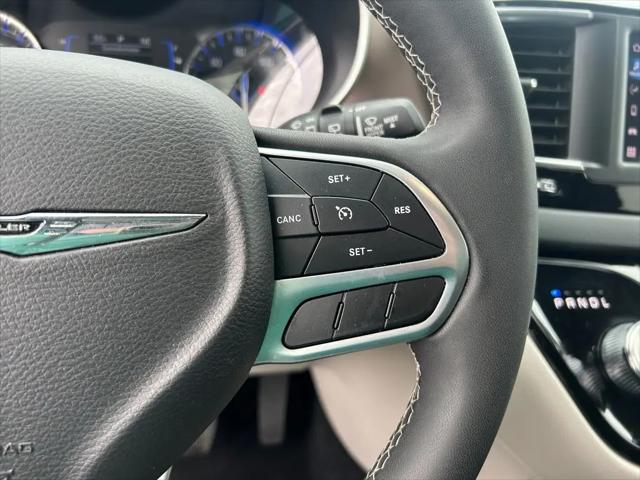 2024 Chrysler Voyager LX