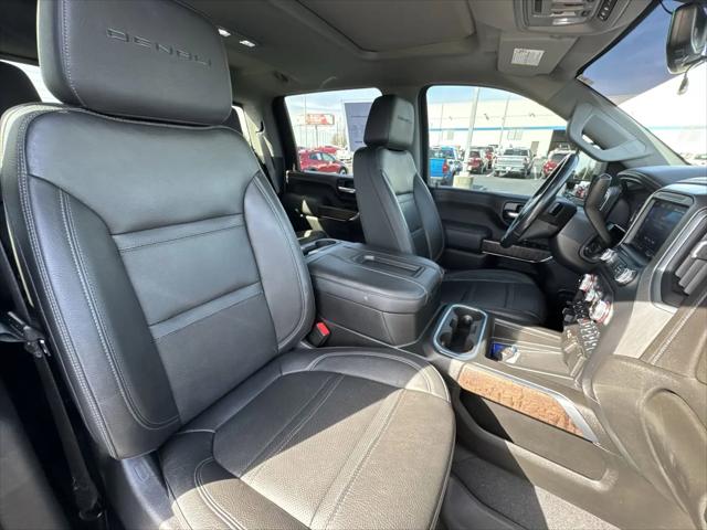2022 GMC Sierra 3500HD 4WD Crew Cab Standard Bed Denali