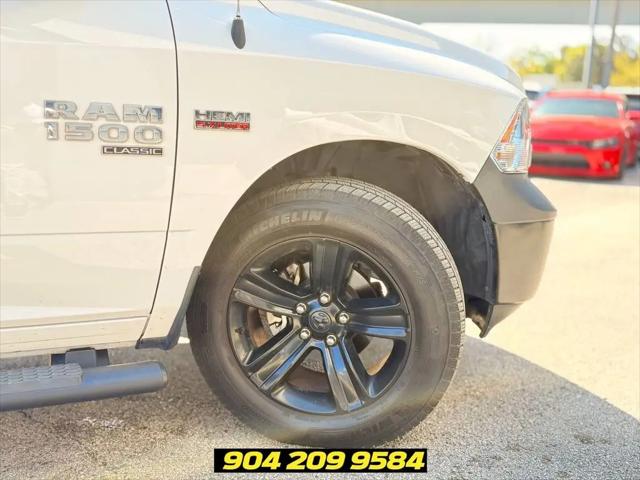 2024 Ram 1500 Classic Tradesman Crew Cab 4x4 5'7" Box