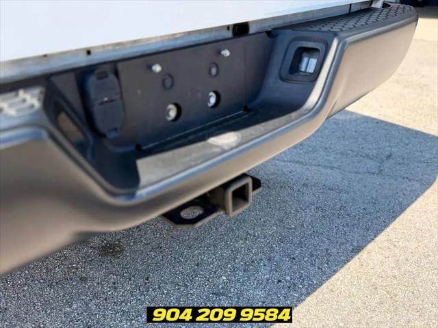 2024 Ram 1500 Classic Tradesman Crew Cab 4x4 5'7" Box