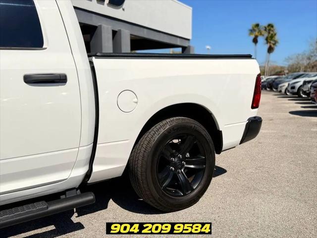 2024 Ram 1500 Classic Tradesman Crew Cab 4x4 5'7" Box