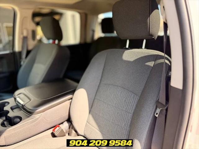 2024 Ram 1500 Classic Tradesman Crew Cab 4x4 5'7" Box