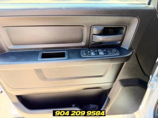 2024 Ram 1500 Classic Tradesman Crew Cab 4x4 5'7" Box