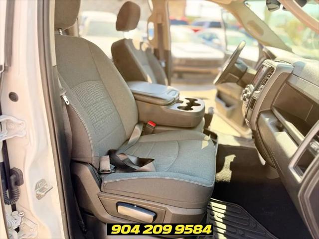 2024 Ram 1500 Classic Tradesman Crew Cab 4x4 5'7" Box