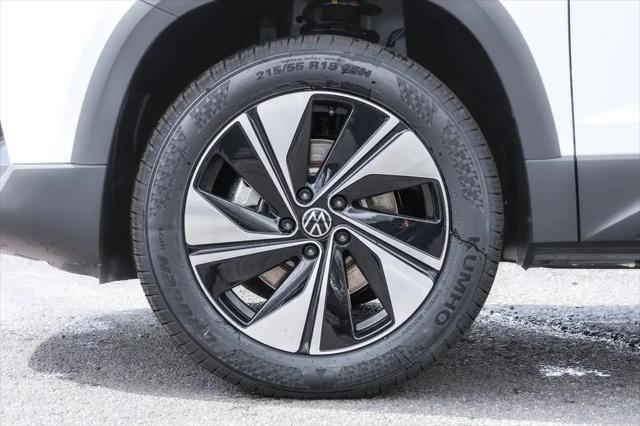 2026 Volkswagen Taos SE