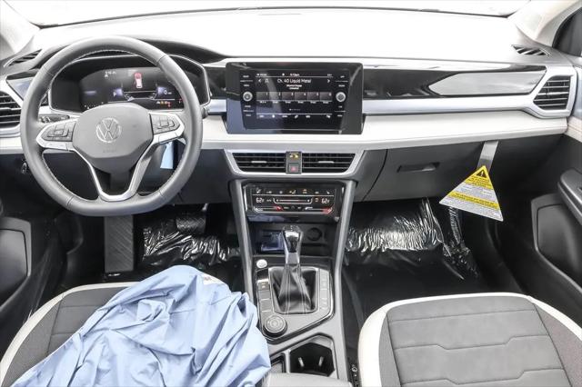 2026 Volkswagen Taos SE