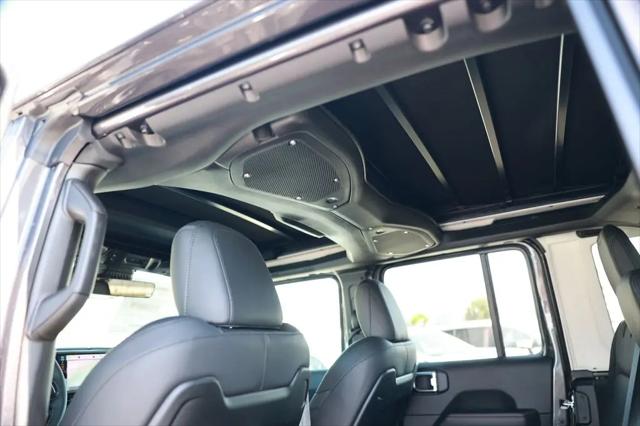 2026 Jeep Wrangler 4-Door Recon 4x4